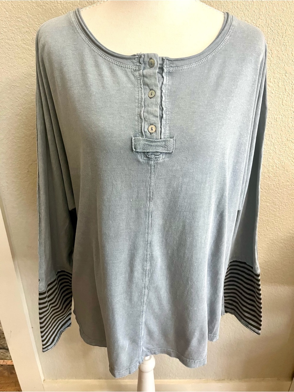 Easel Women’s Light Blue Long Sleeve Henley Top with Striped Cuffs - Picture 1 of 8